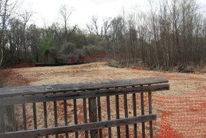 sewer pipe dam looking toward Crabtree_1_1